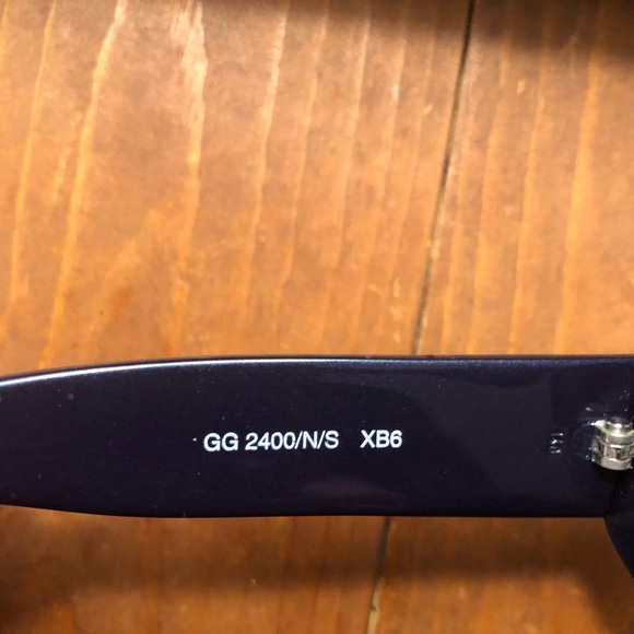 Authentic Gucci Vintage Sunglasses 2400 - Navy - Picture 5 of 10